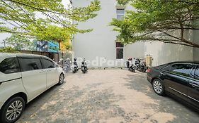 Palm Eight Mitra Reddoorz